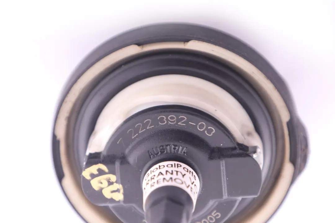 Tappo serbatoio carburante per BMW X3 Serie 5 6 E60 E61 E83 R56 R55 LCI con numero di parte 7222392 BMW X3 Serie 5 6 E60 E61 E83 R56 R55 LCI Tappo serbatoio carburante - SKU 7222392-1 - Numero di parte 7222392