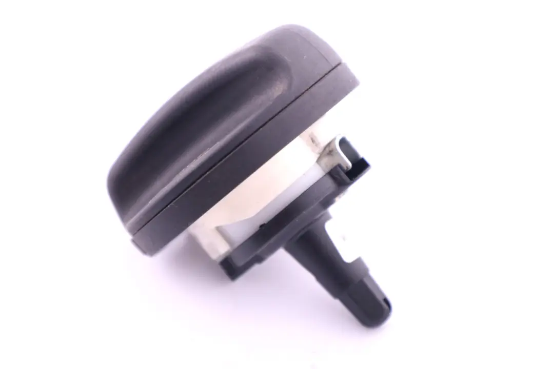 Korek Paliwa do BMW E60 E61 E83 MINI R56 R55 o numerze 7222392 BMW E60 E61 E83 MINI R56 R55 Korek Paliwa - SKU 7222392-1 - Numer Części 7222392