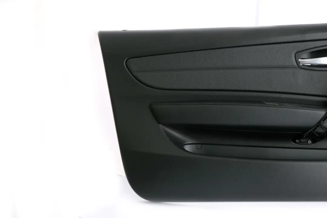 Front Left N/S Door Lining Card Black Leather to BMW 1 Series 1 E81 E82 with Part number 7224361 BMW 1 Series 1 E81 E82 Front Left N/S Door Lining Card Black Leather - SKU 7224361 - Part number 7224361