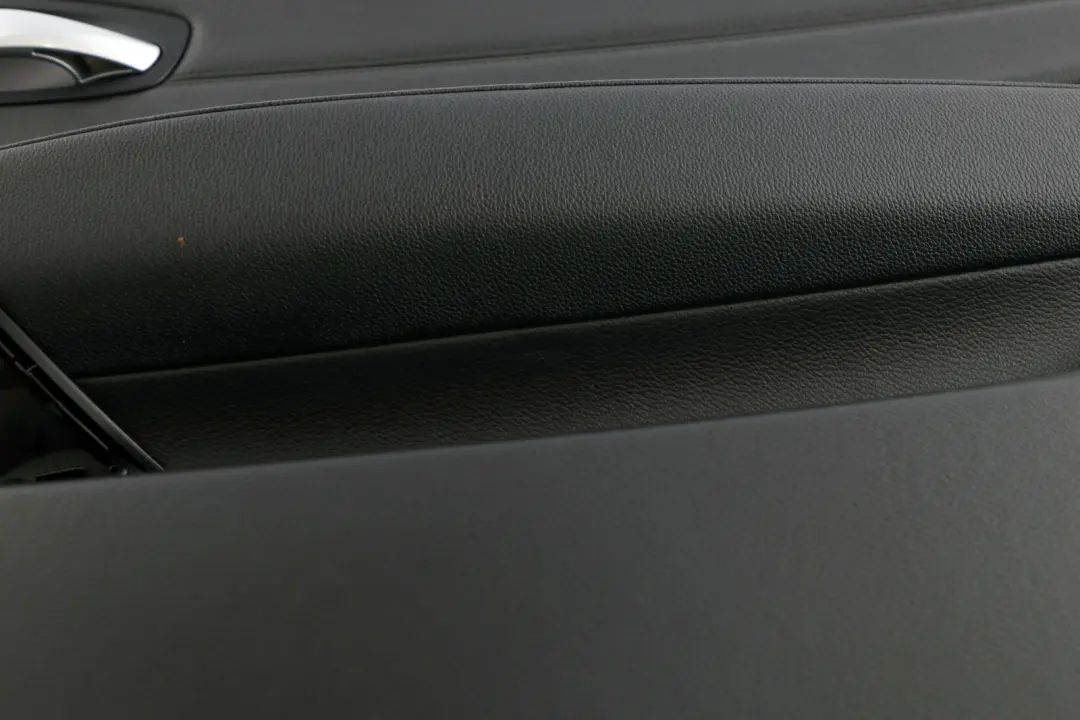 BMW E81 E82 Carte de doublure de porte avant droite en cuir noir - SKU 7224362 - Numéro de pièce 7224362