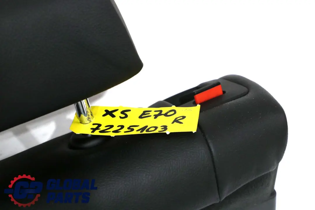 Asiento Trasero Derecho O/S Apoyabrazos Cuero Negro Nevada para BMW X5 E70 con número de pieza 7225103 BMW X5 E70 Asiento Trasero Derecho O/S Apoyabrazos Cuero Negro Nevada - SKU 7225103 - Número de pieza 7225103