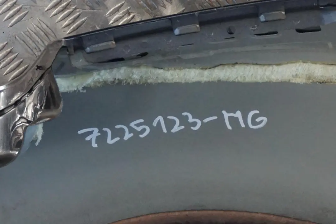 Fahrerseite Seitenwand Hinten Links Spacegrau Grau - A52 für BMW Z4 er E89 mit Teilenummer 7225123 BMW Z4 er E89 Fahrerseite Seitenwand Hinten Links Spacegrau Grau - A52 - SKU 7225123-MG - Teilenummer 7225123