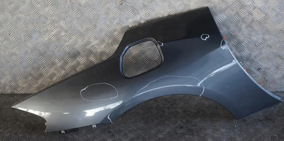 BMW Z4 er E89 Fahrerseite Seitenwand Hinten Rechts Mineralgrau Grau - B39 - SKU 7225124-MG - Teilenummer 7225124