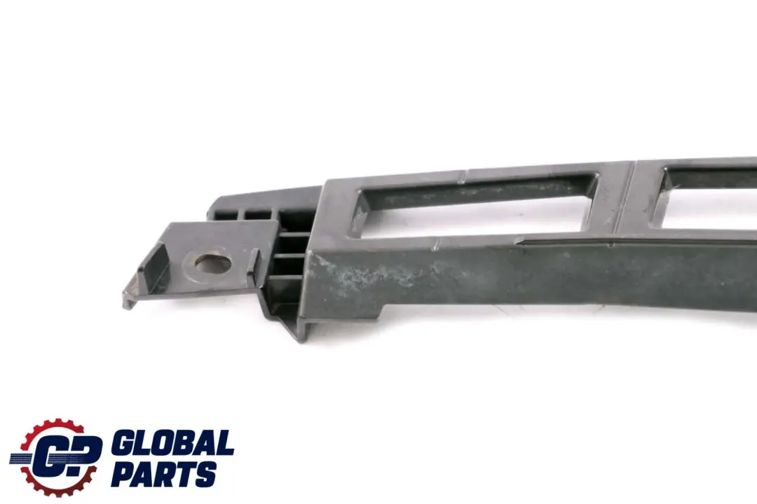 Support fixation pare chocs central arrière garniture droite pour BMW X5 E70 à propos du numéro de pièce 7226938 BMW X5 E70 Support fixation pare chocs central arrière garniture droite - SKU 7226938 - Numéro de pièce 7226938