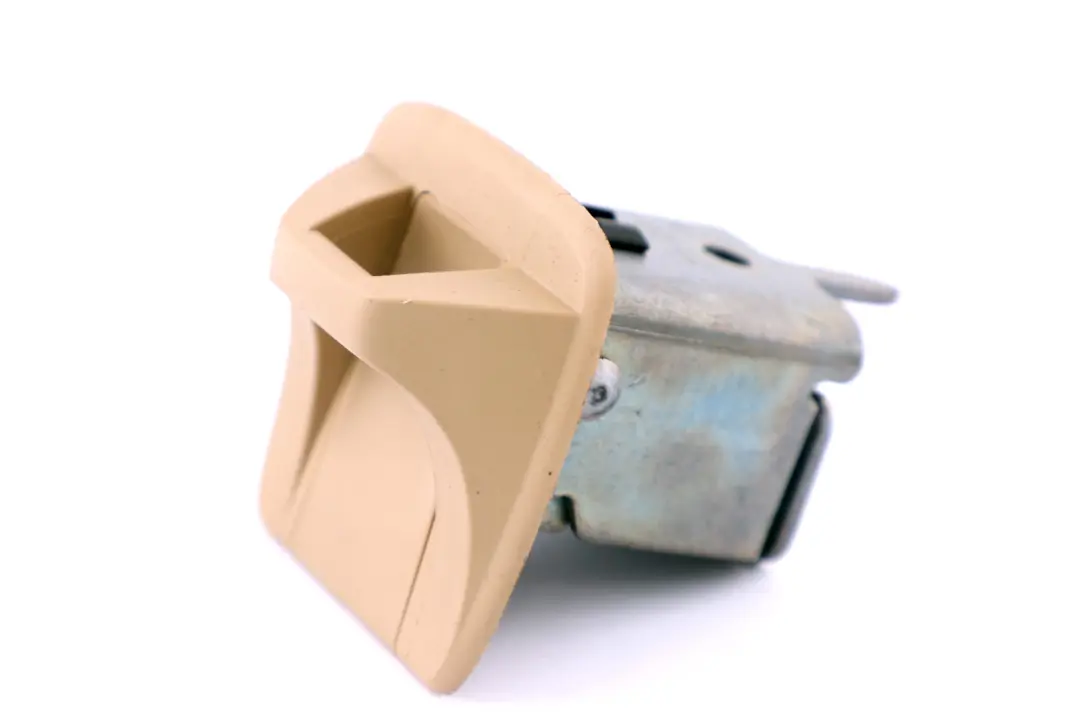 Kindersitzhalter Beige 9133958 pour BMW e82 e90 e90n LCI e92 à propos du numéro de pièce 7228609 BMW e82 e90 e90n LCI e92 Kindersitzhalter Beige 9133958 - SKU 7228609 - Numéro de pièce 7228609