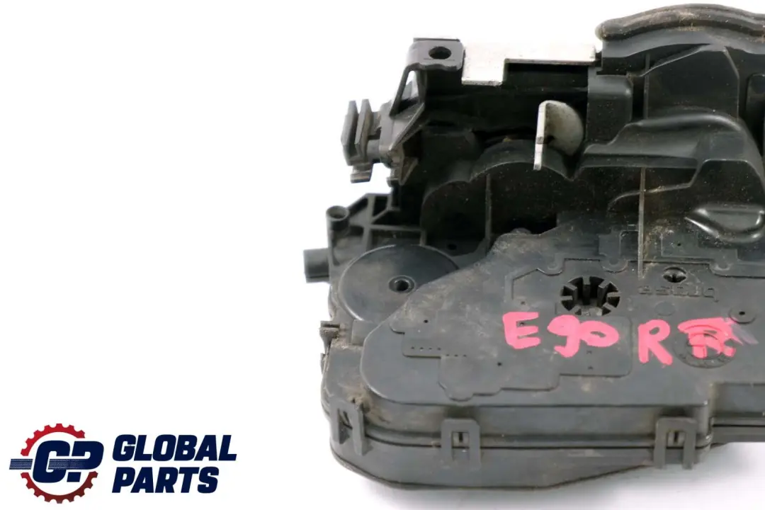 Systemschloss Rechts Hinten für BMW 1 3 5 er E87 E90 F10 F20 mit Teilenummer 7229468 BMW 1 3 5 er E87 E90 F10 F20 Systemschloss Rechts Hinten - SKU 7229468 - Teilenummer 7229468