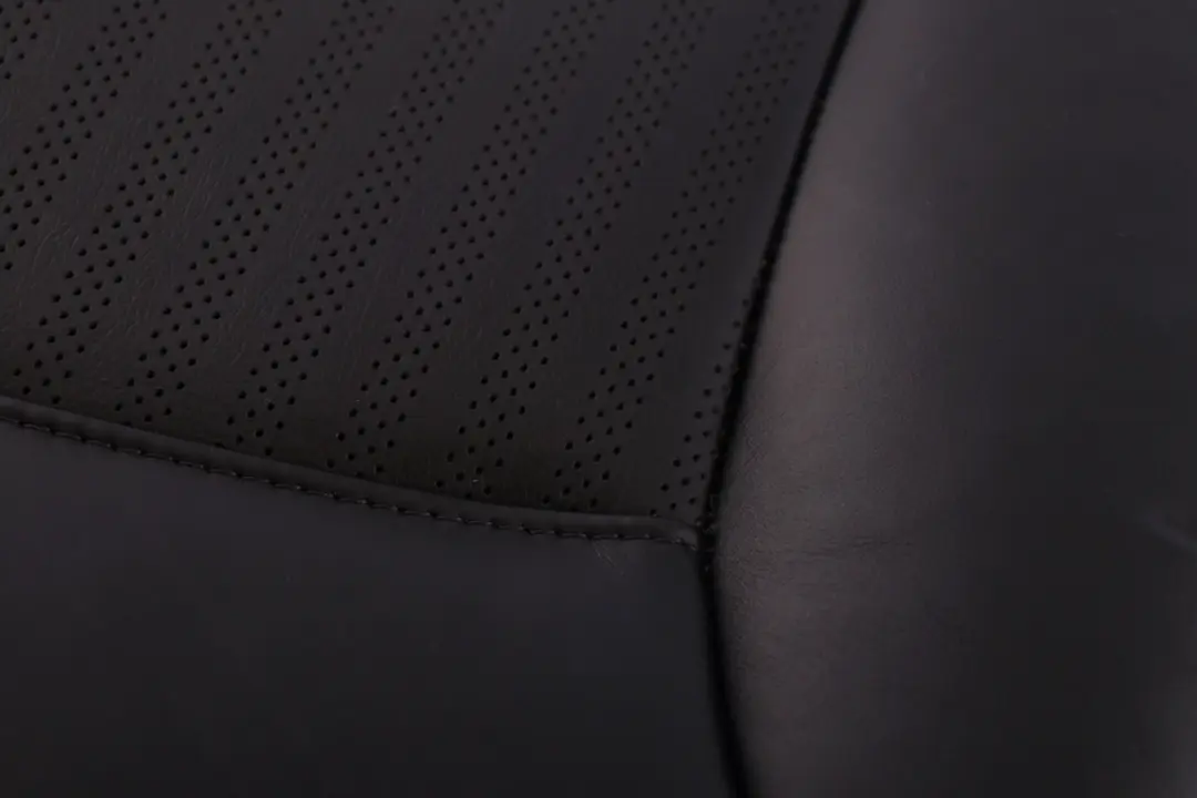 Mini R55 R56 LCI Siege Arriere Cote Conducteur a Gauche Dossier Cuir Noir - SKU 7229619 - Numéro de pièce 7229619