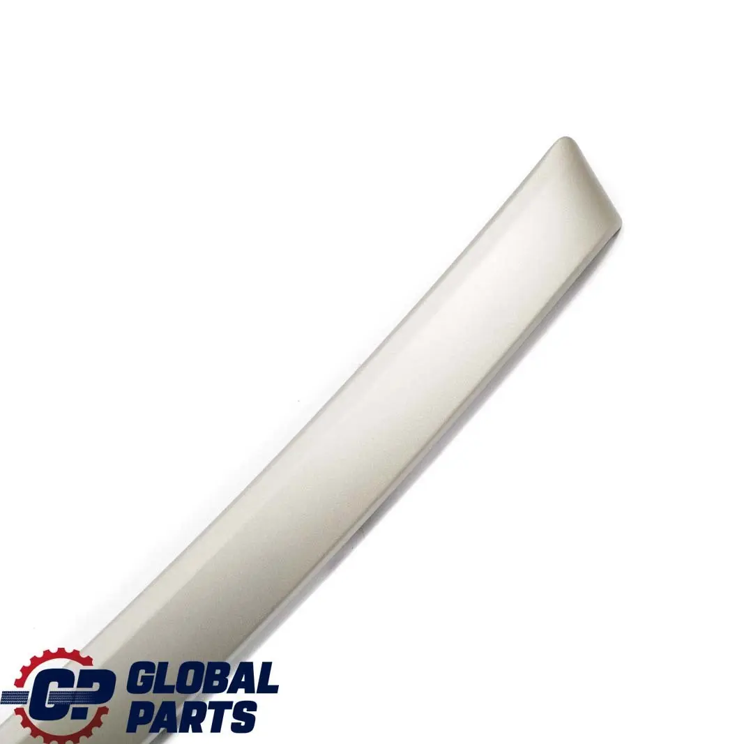 Plata Decoracion Tira Puerta Delantera Derecha Satinsilver 7121474 para BMW E90 LCI con número de pieza 8036080 BMW E90 LCI Plata Decoracion Tira Puerta Delantera Derecha Satinsilver 7121474 - SKU 7230678 - Número de pieza 8036080