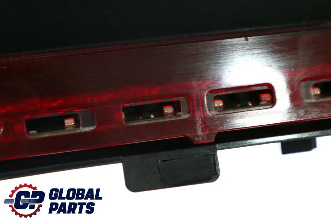 Portellone Posteriore Stivale Freno Terza Luce Stop Rosso per BMW F10 con numero di parte 7230799 BMW F10 Portellone Posteriore Stivale Freno Terza Luce Stop Rosso - SKU 7230799 - Numero di parte 7230799