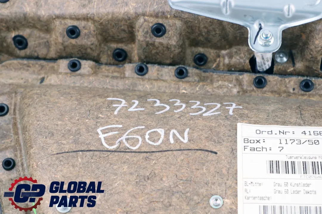 Reihe E60 E61 LCI Türverkleidung Hinten Links Leder Grau für BMW 5 mit Teilenummer 7233327 BMW 5 Reihe E60 E61 LCI Türverkleidung Hinten Links Leder Grau - SKU 7233327 - Teilenummer 7233327