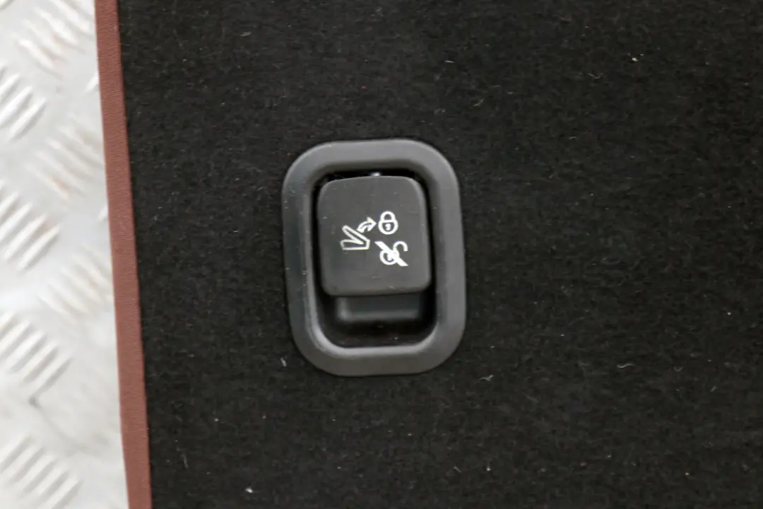 *BMW Mini Clubman R55 Bezug Lehne Stoff Leder Rechts Sitz Hinten Hot Chocolate für mit Teilenummer 7233795 *BMW Mini Clubman R55 Bezug Lehne Stoff Leder Rechts Sitz Hinten Hot Chocolate - SKU 7233795 - Teilenummer 7233795