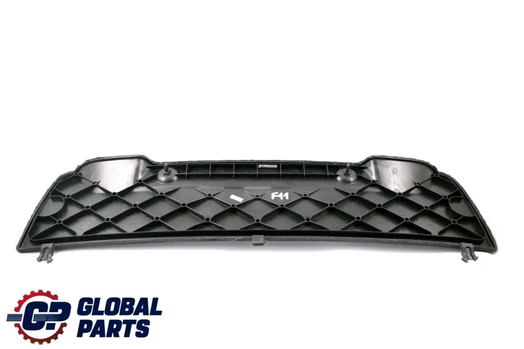 F11N Touring Copertura Fanale Posteriore Pannello Baule Nero 7209185 per BMW F11 con numero di parte 7234788 BMW F11 F11N Touring Copertura Fanale Posteriore Pannello Baule Nero 7209185 - SKU 7234788 - Numero di parte 7234788