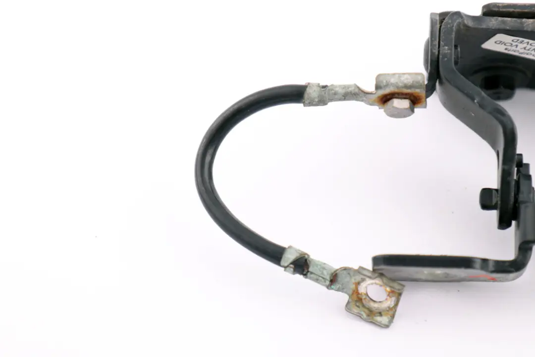 Zawias klapy bagażnika lewy do BMW F20 F21 o numerze 7239875 BMW F20 F21 Zawias klapy bagażnika lewy - SKU 7239875 - Numer Części 7239875