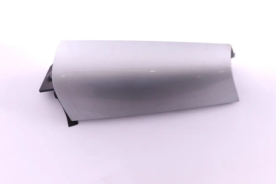 Couverture Borne-C Droite Argent pour Mini Clubman R55 à propos du numéro de pièce 7167228 Mini Clubman R55 Couverture Borne-C Droite Argent - SKU 7240230-1 - Numéro de pièce 7167228