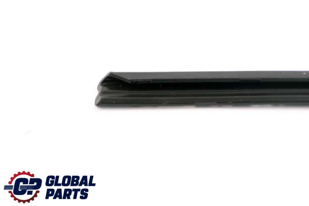 BMW 1 F20 F20N LCI Profile D'etancheite a Gauche Porte Arriere - SKU 7240841 - Numéro de pièce 7240841