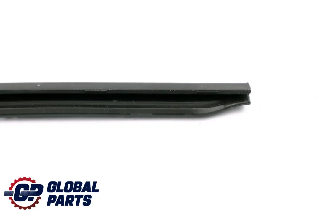 BMW 1 F20 F20N LCI Profile D'etancheite a Gauche Porte Arriere - SKU 7240841 - Numéro de pièce 7240841