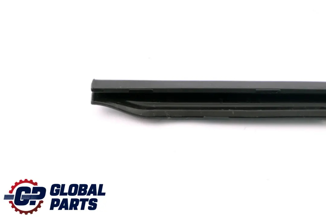 Sealing Seal Cover Column B Right O/S to BMW 1 Series F20 LCI with Part number 7240852 BMW 1 Series F20 LCI Sealing Seal Cover Column B Right O/S - SKU 7240852 - Part number 7240852