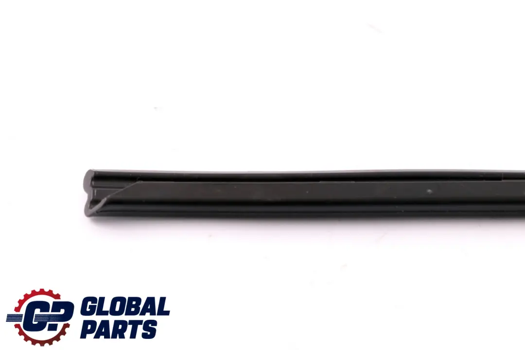 Abdichtung Blende B-Säule Rechts für BMW 1 er F20 LCI mit Teilenummer 7240852 BMW 1 er F20 LCI Abdichtung Blende B-Säule Rechts - SKU 7240852 - Teilenummer 7240852