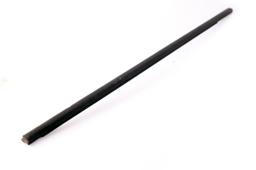 BMW 1 Series F20 F20N LCI Channel Sealing Outside Door Front Right O/S - SKU 7240862 - Part number 7240862