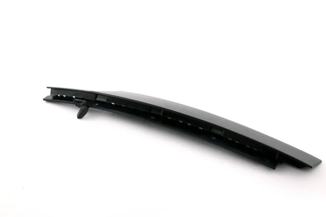 Tapa Pilar Columna B Puerta Delantera Derecha Negro para BMW F20 con número de pieza 7240864 BMW F20 Tapa Pilar Columna B Puerta Delantera Derecha Negro - SKU 7240864 - Número de pieza 7240864