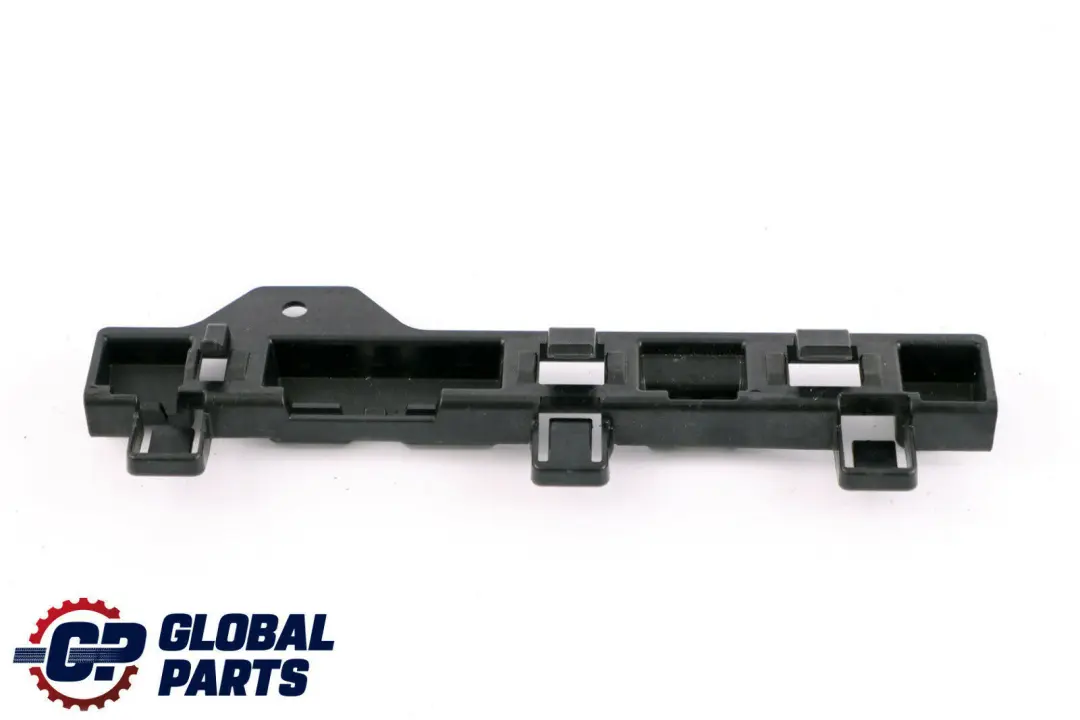 Barre de Support a Gauche Couverture Seuil pour BMW 3 F30 F31 LCI à propos du numéro de pièce 7240873 BMW 3 F30 F31 LCI Barre de Support a Gauche Couverture Seuil - SKU 7240873 - Numéro de pièce 7240873
