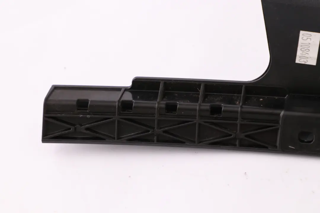 Finisher B-Pillar Outer Right O/S Schwarz Matt to BMW 1 Series F20 F20N LCI with Part number 7240876 BMW 1 Series F20 F20N LCI Finisher B-Pillar Outer Right O/S Schwarz Matt - SKU 7240876 - Part number 7240876