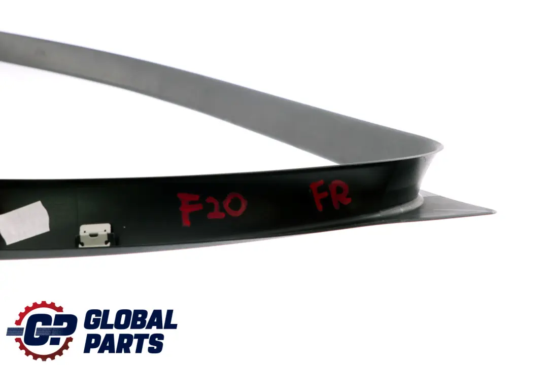 Copertura Telaio Finestra Porta Anteriore Destra per BMW F20 LCI con numero di parte 7241202 BMW F20 LCI Copertura Telaio Finestra Porta Anteriore Destra - SKU 7241202 - Numero di parte 7241202