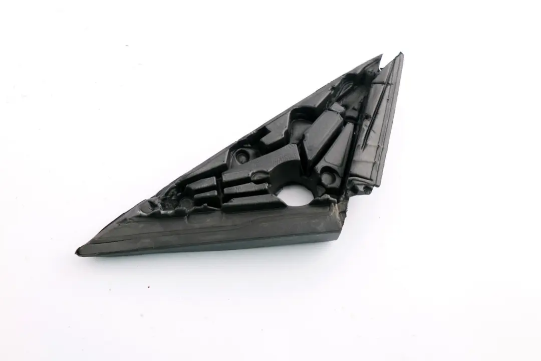 Guarnizione Esterna Triangolo Specchio Sinistro per BMW F20 F20N LCI con numero di parte 7241207 BMW F20 F20N LCI Guarnizione Esterna Triangolo Specchio Sinistro - SKU 7241207 - Numero di parte 7241207