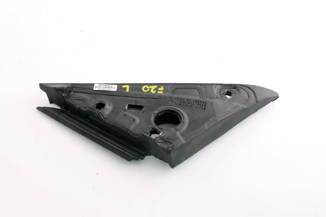 Guarnizione Esterna Triangolo Specchio Sinistro per BMW F20 F20N LCI con numero di parte 7241207 BMW F20 F20N LCI Guarnizione Esterna Triangolo Specchio Sinistro - SKU 7241207 - Numero di parte 7241207