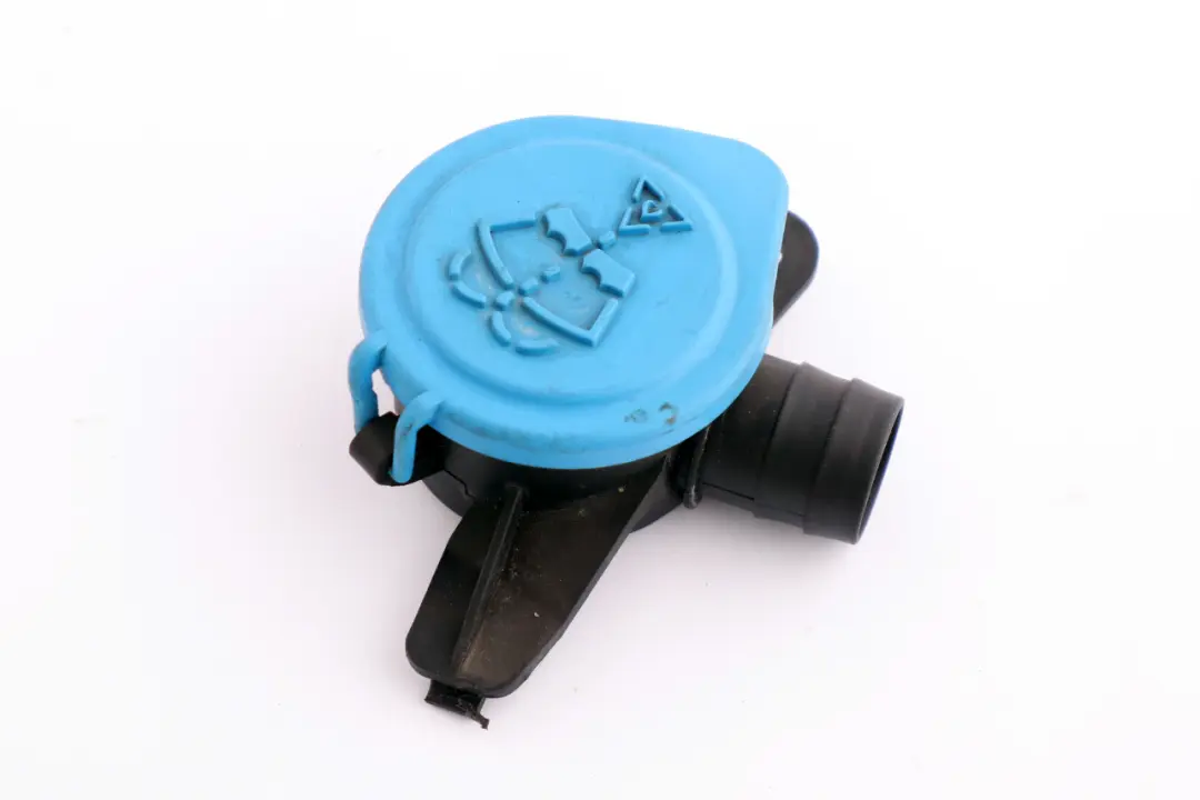 Filtr butelki spryskiwacza do BMW F20 F30 F31 F32 F34 o numerze 7241664 BMW F20 F30 F31 F32 F34 Filtr butelki spryskiwacza - SKU 7241664-1 - Numer Części 7241664