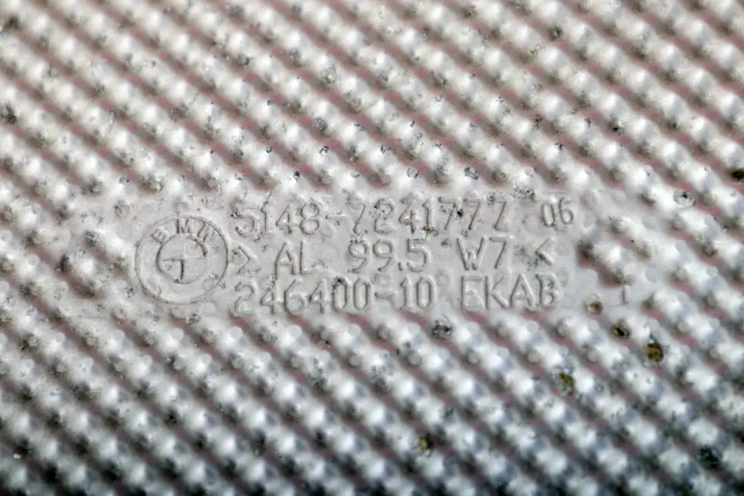 BMW F30 F80 M3 F82 M4 Silenziatore posteriore termoisolante - SKU 7241777 - Numero di parte 7241777