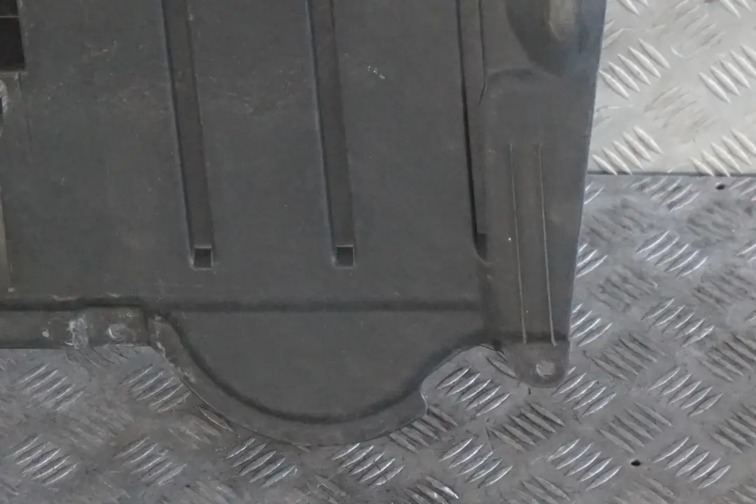 BMW F20 F30 Osłona Podłoga Panel Podwozia Prawy Prawa - SKU 7241826 - Numer Części 7241826