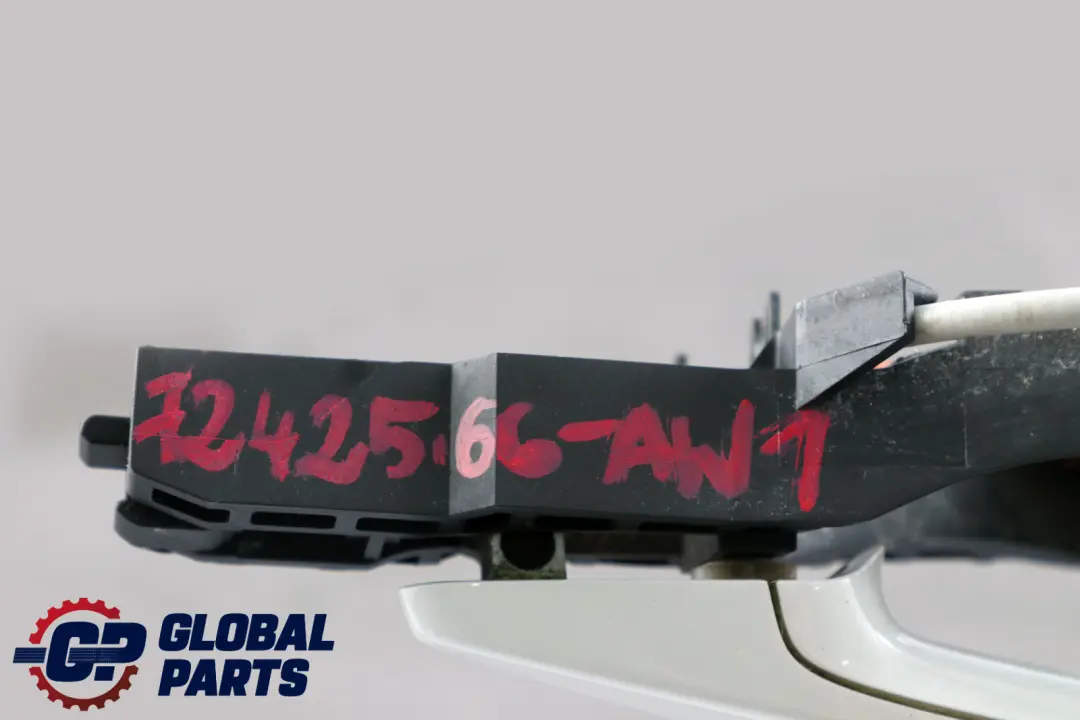 BMW 1 Series 1 F20 LCI Complete Rear Left Grab Handle N/S Alpinweiss White 300 - SKU 7242566-AW1 - Part number 7242566