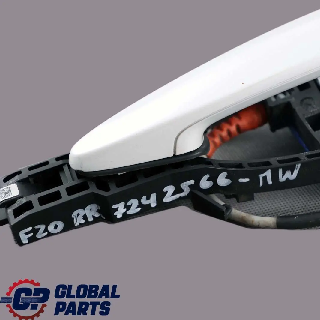 Complete Rear Right Grab Handle O/S Mineralweiss Mineral White A96 to BMW 1 F20 with Part number 7242566 BMW 1 F20 Complete Rear Right Grab Handle O/S Mineralweiss Mineral White A96 - SKU 7242566-MW - Part number 7242566