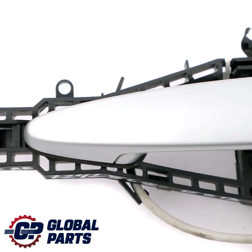Right Outside Door Grab Handle O/S Glacier Silber A83 Silver to BMW 3 F30 F31 Rear with Part number 7242568 BMW 3 F30 F31 Rear Right Outside Door Grab Handle O/S Glacier Silber A83 Silver - SKU 7242568-GSB - Part number 7242568