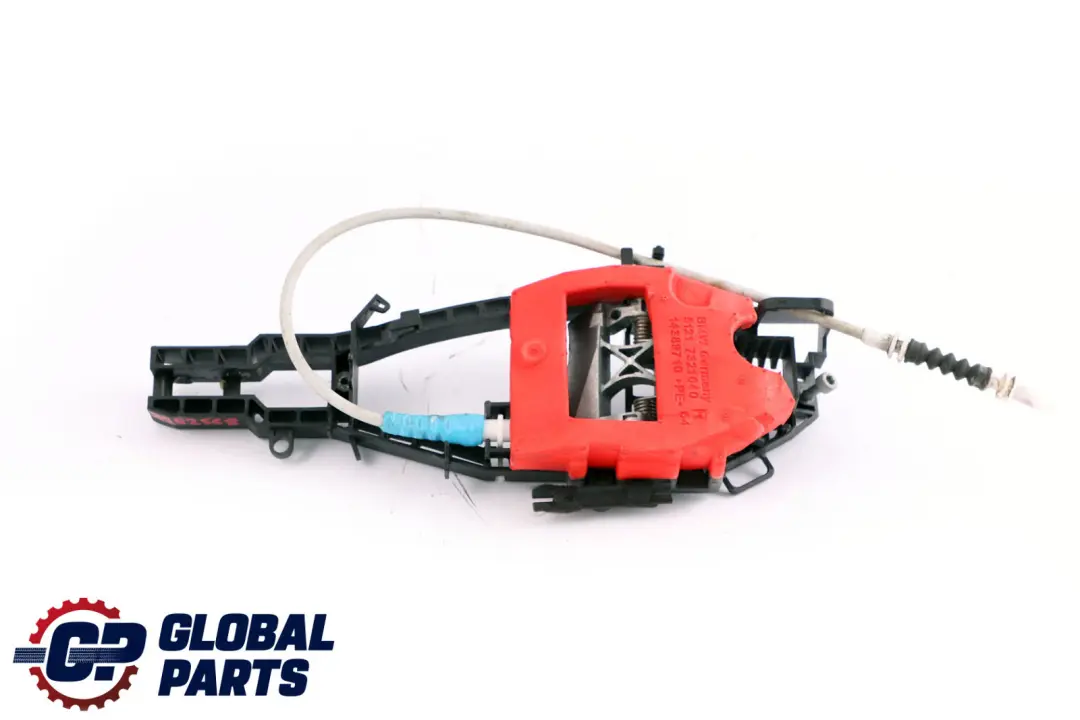 Portón Manija Delantera Derecha para BMW Serie 3 F30 F31 F80 M3 LCI con número de pieza 7242568 BMW Serie 3 F30 F31 F80 M3 LCI Portón Manija Delantera Derecha - SKU 7242568 - Número de pieza 7242568