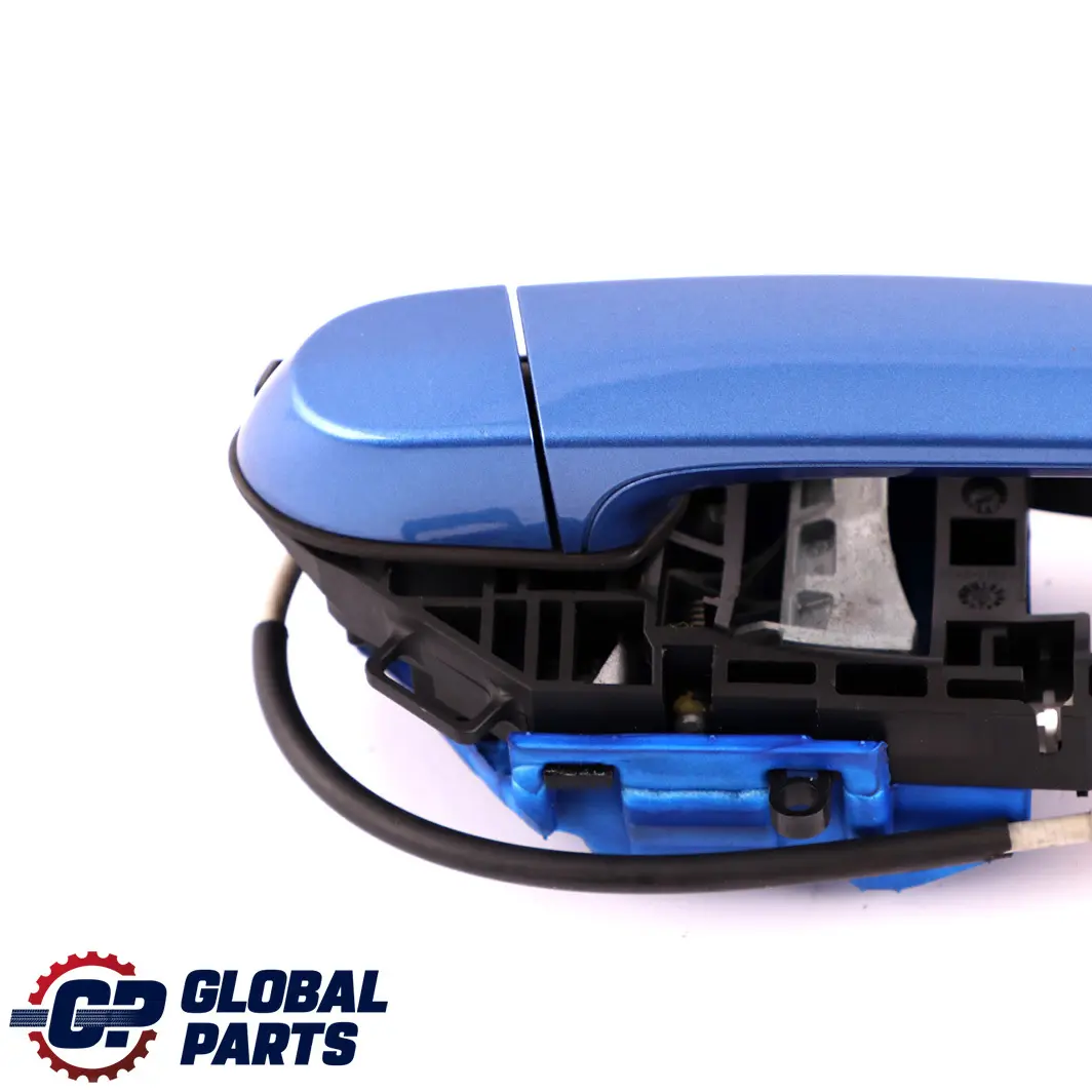 Kompletter Haltegriff Hinten Rechts Estorilblau B45 Blau für BMW 1 er F20 LCI mit Teilenummer 7242575 BMW 1 er F20 LCI Kompletter Haltegriff Hinten Rechts Estorilblau B45 Blau - SKU 7242575-EB1 - Teilenummer 7242575