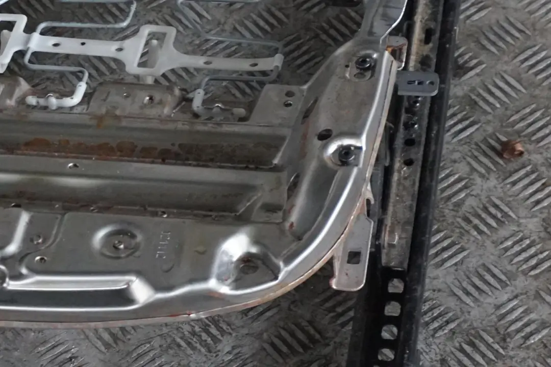 Front Left N/S Seat Frame Backrest Mechanism to BMW 1 3 4 Series F20 F30 F31 F34 with Part number 7243523 BMW 1 3 4 Series F20 F30 F31 F34 Front Left N/S Seat Frame Backrest Mechanism - SKU 7243523 - Part number 7243523