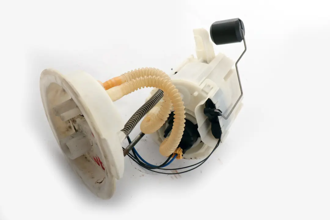 N47N Unidad De Bomba De Combustible para BMW F20 F21 F30 F32 LCI Diesel con número de pieza 7243972 BMW F20 F21 F30 F32 LCI Diesel N47N Unidad De Bomba De Combustible - SKU 7243972 - Número de pieza 7243972