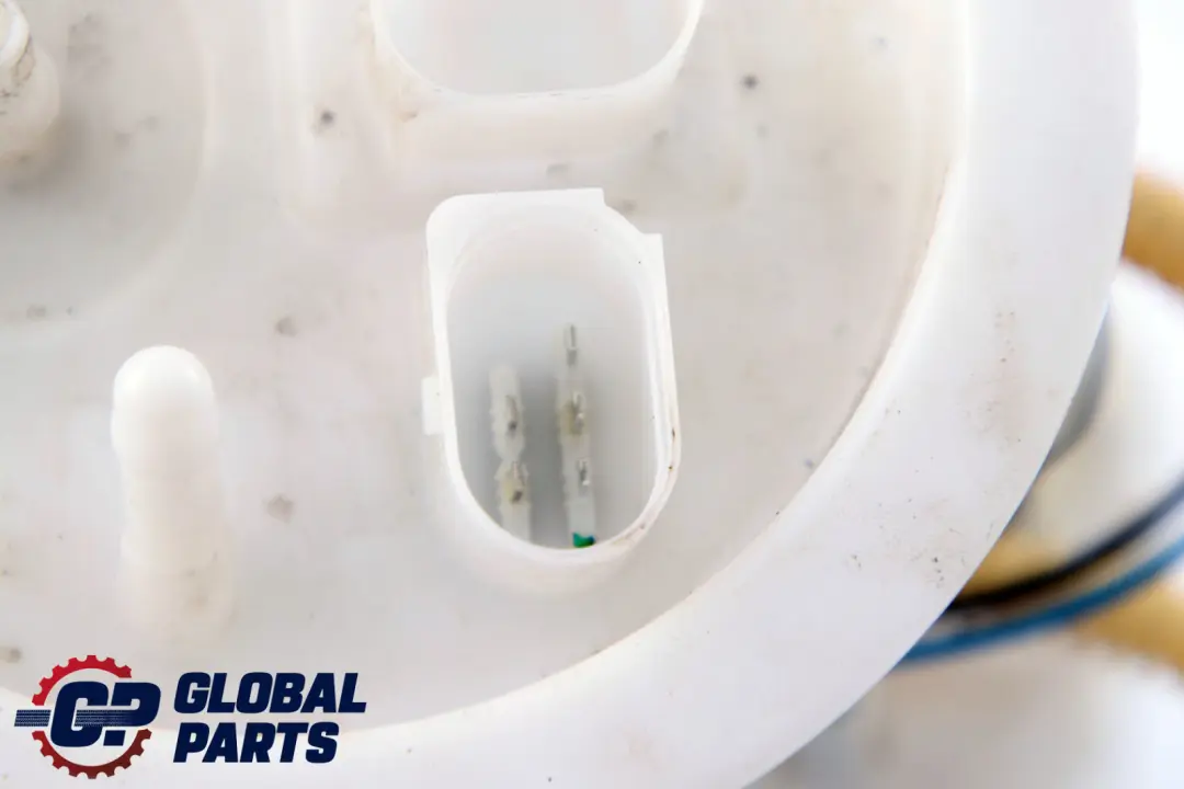 Modulo de Alimentación la Bomba de Combustible para BMW F20 F21 F22 F30 F31 con número de pieza 7243975 BMW F20 F21 F22 F30 F31 Modulo de Alimentación la Bomba de Combustible - SKU 7243975 - Número de pieza 7243975