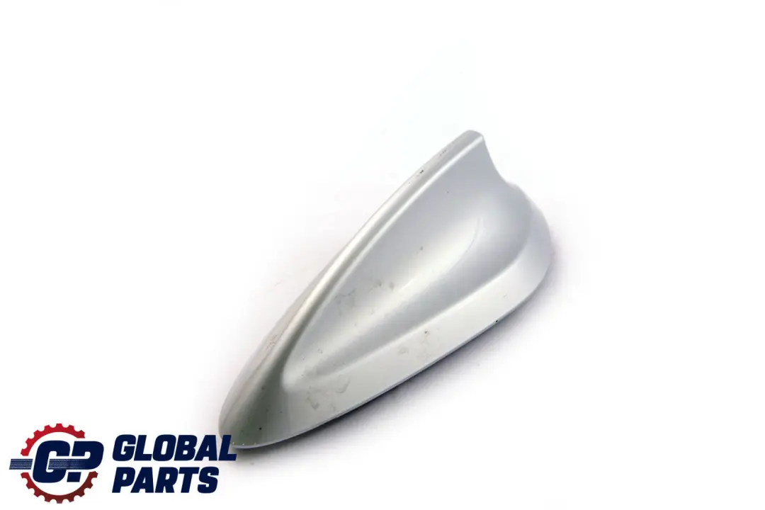 Alloggiamento vuoto per antenna da tetto Glacier Silber per BMW 1 3 F20 F21 F31 F34 con numero di parte 2218150 BMW 1 3 F20 F21 F31 F34 Alloggiamento vuoto per antenna da tetto Glacier Silber - SKU 7244033-GSB - Numero di parte 2218150