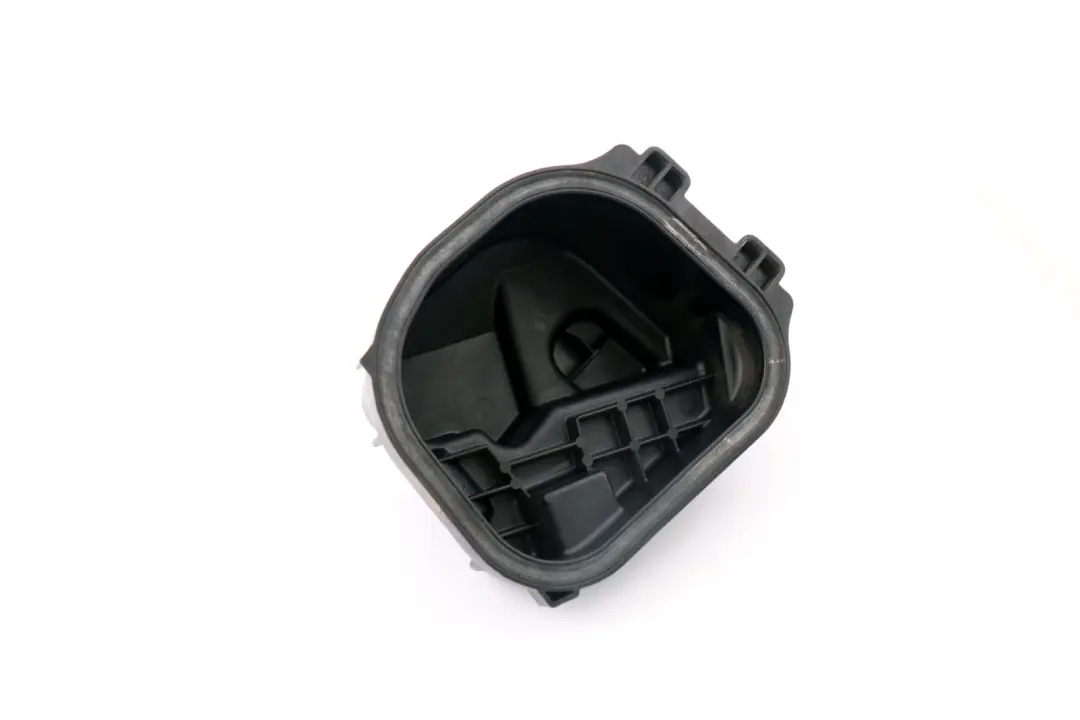 Tapa Lampara Luz Alta Izquierda VALEO para BMW E90 E91 LCI con número de pieza 7246481 BMW E90 E91 LCI Tapa Lampara Luz Alta Izquierda VALEO - SKU 7246481 - Número de pieza 7246481