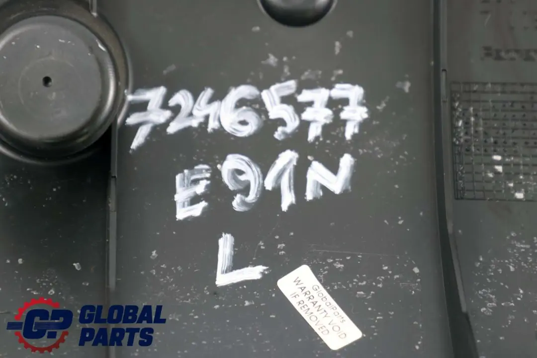 Left N/S Side Finisher Leather Dakota Black to BMW 3 E91 LCI Touring Rear Seat with Part number 7246577 BMW 3 E91 LCI Touring Rear Seat Left N/S Side Finisher Leather Dakota Black - SKU 7246577 - Part number 7246577