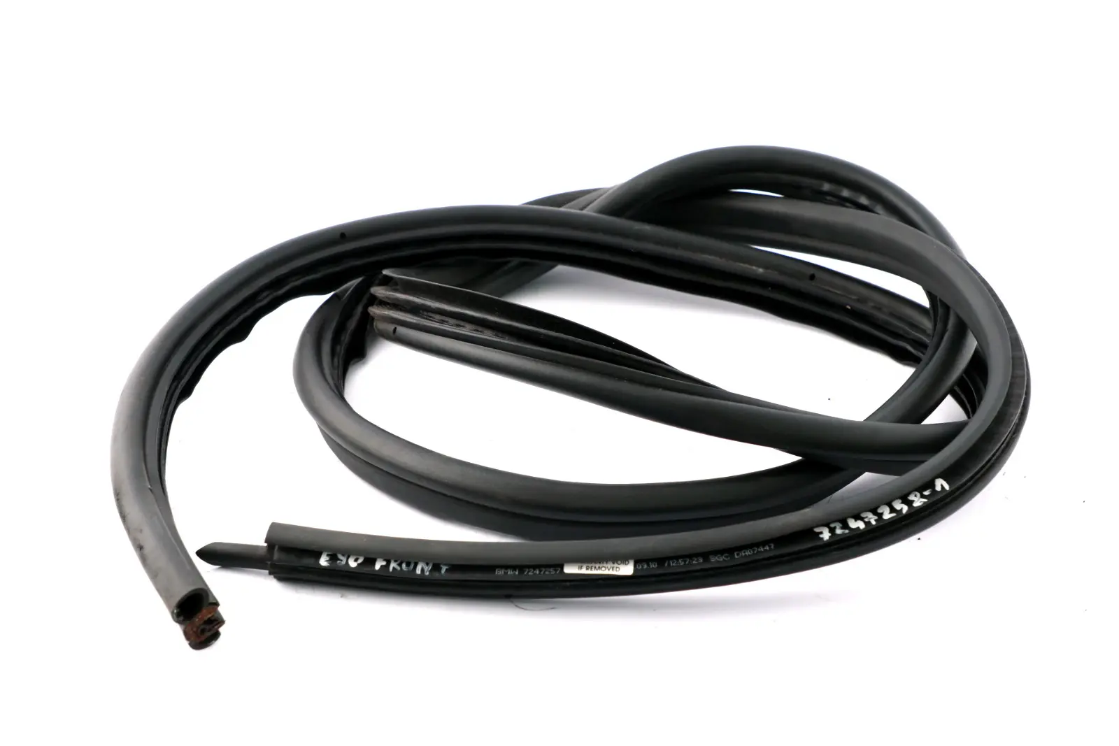 BMW E90 E91 Uszczelka Drzwi Przednich Prawy Lewy Przód 7247258