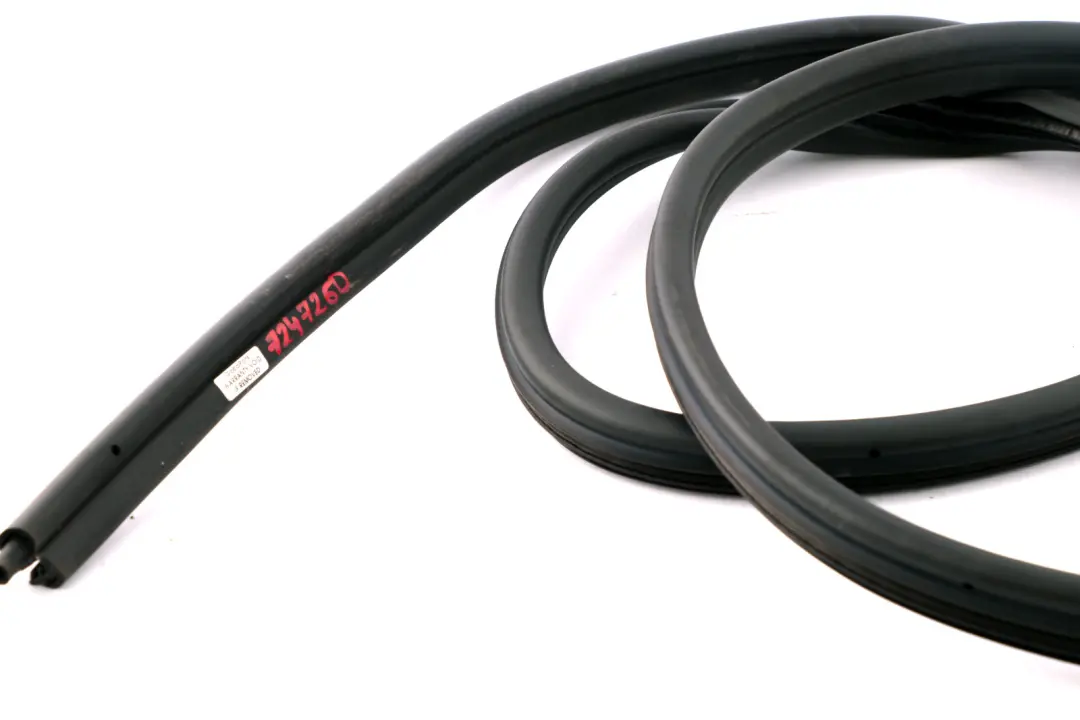 Door Seal Edge Protection Left Right N/O/S to BMW E90 Rear with Part number 7247260 BMW E90 Rear Door Seal Edge Protection Left Right N/O/S - SKU 7247260 - Part number 7247260