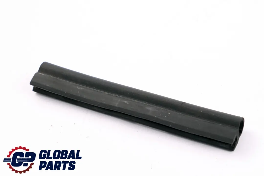 Dichtung Frontklappe Hinten für BMW Z4 er E89 Roadster Cabrio mit Teilenummer 7247907 BMW Z4 er E89 Roadster Cabrio Dichtung Frontklappe Hinten - SKU 7247907 - Teilenummer 7247907