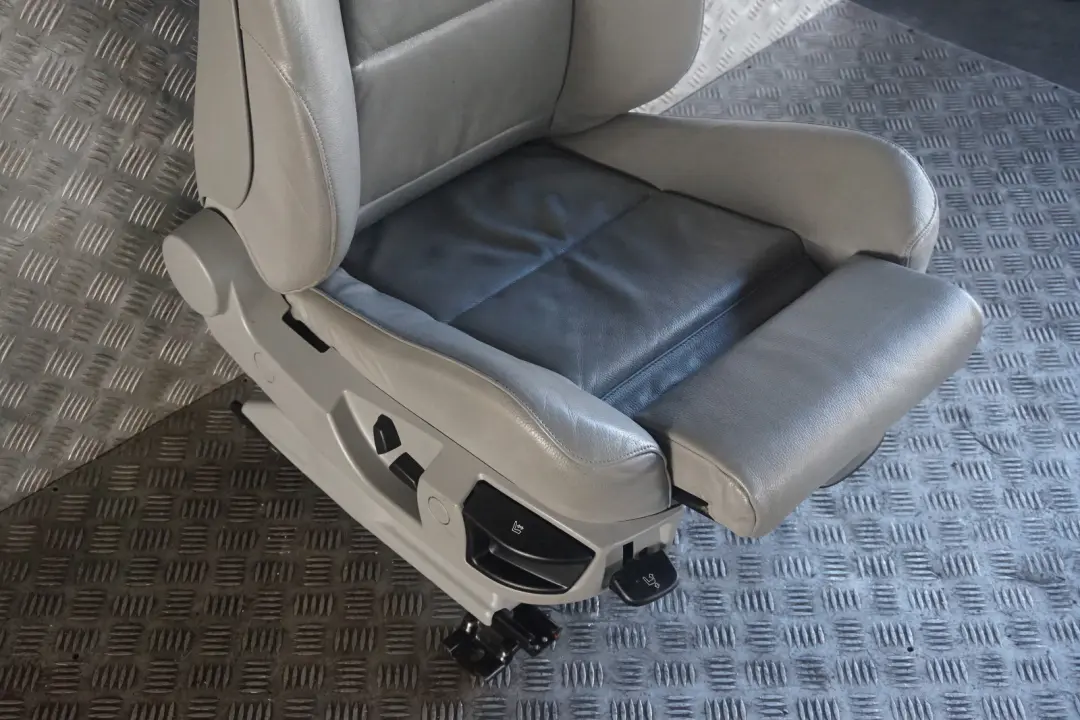 Grey Leather Front Right O/S Seat to BMW 5 Series E60 E61 LCI M Sport with Part number 7249383 BMW 5 Series E60 E61 LCI M Sport Grey Leather Front Right O/S Seat - SKU 7249383-2 - Part number 7249383