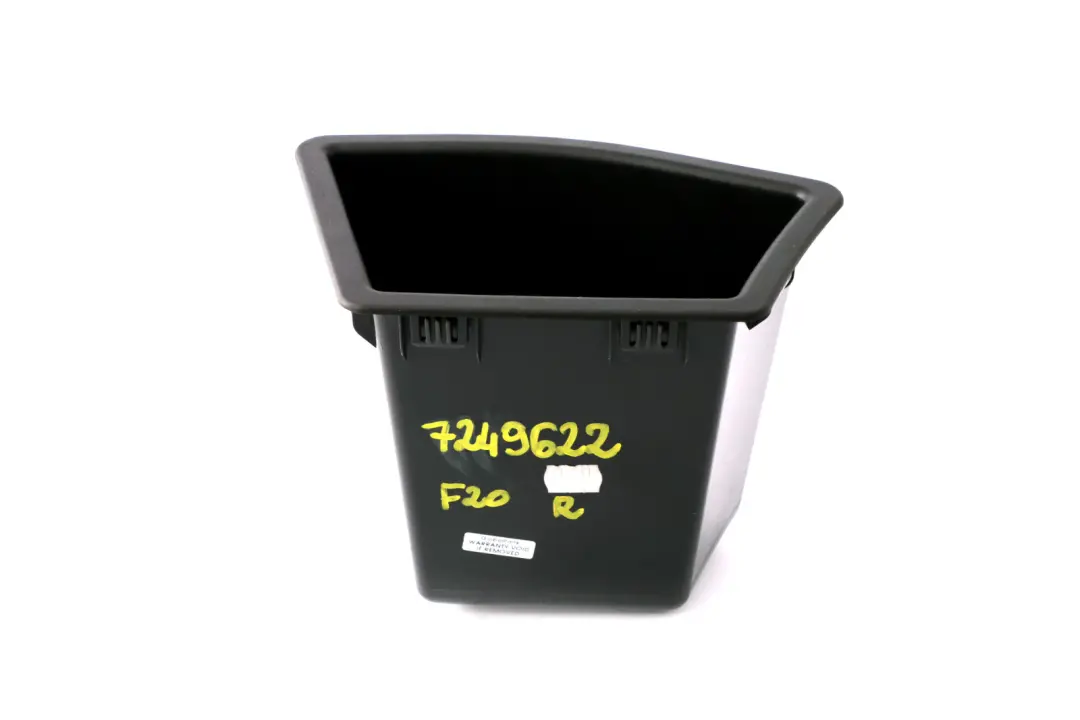 Deposito Ciotola Portabagagli Destra per BMW F20 F21 con numero di parte 7249622 BMW F20 F21 Deposito Ciotola Portabagagli Destra - SKU 7249622 - Numero di parte 7249622