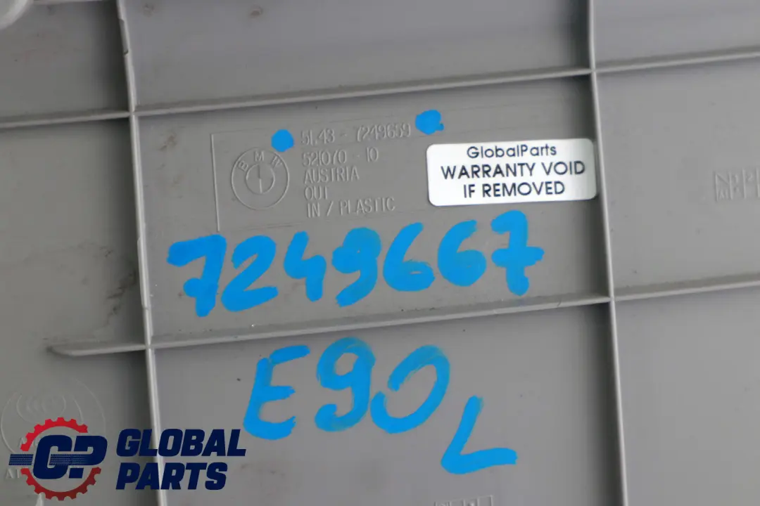 Blende C-Säule Links Grau 7249659 für BMW 3 er E90 LCI E90N mit Teilenummer 7249667 BMW 3 er E90 LCI E90N Blende C-Säule Links Grau 7249659 - SKU 7249667 - Teilenummer 7249667
