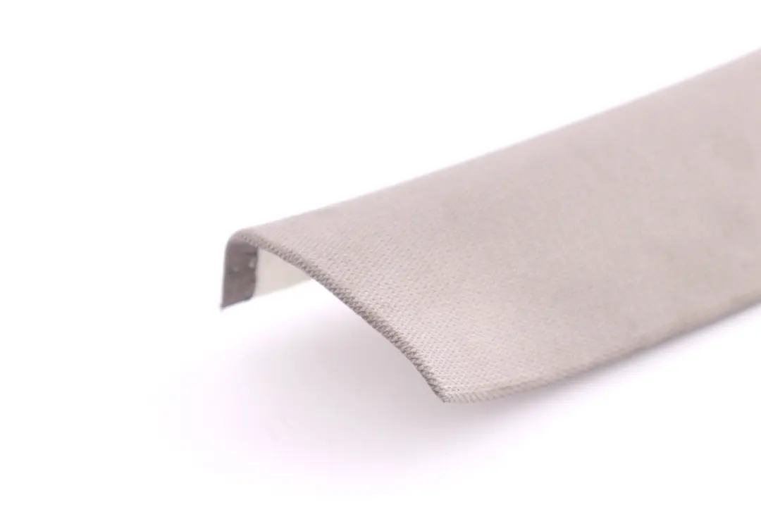 Couverture Colonne-A Droite Everest-Gris 7221024 pour BMW F20 à propos du numéro de pièce 7250194 BMW F20 Couverture Colonne-A Droite Everest-Gris 7221024 - SKU 7250194 - Numéro de pièce 7250194